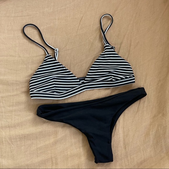 Mikoh Set - Picture 1 of 2